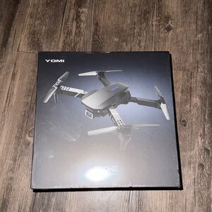 YOMI Ready to Fly Drone YOMI
Drone Model with Obstacle
Avoidance Technology